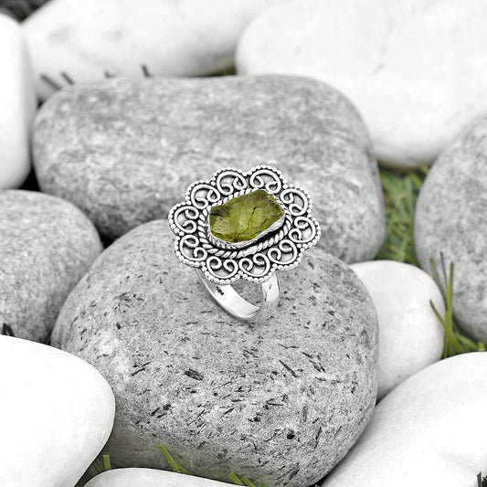 Filigree - Natural Peridot Rough Ring size-7 R-1337 SDR194414