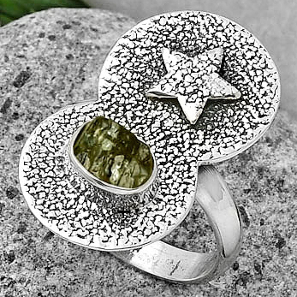 Star - Natural Peridot Rough Ring size-8.5 R-1290 SDR194846