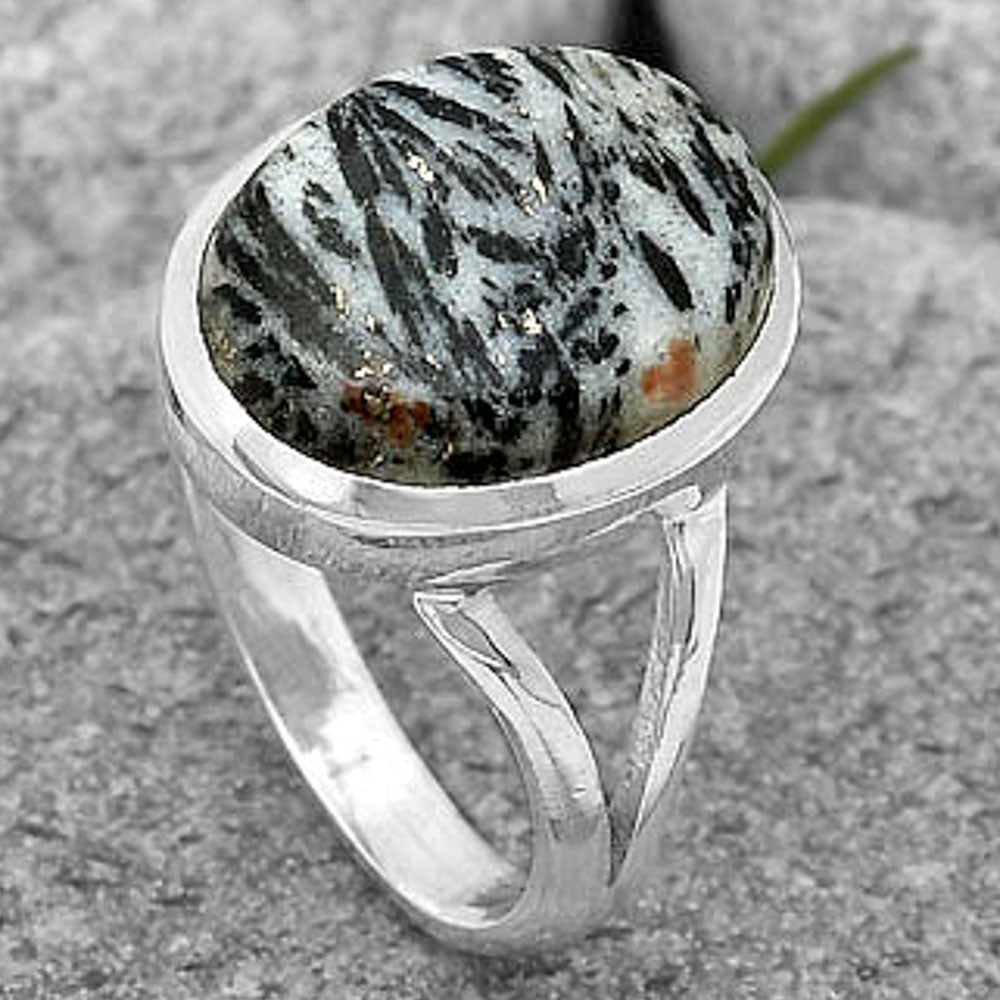 Natural Hornblende Ring size-7 R-1005 SDR200799