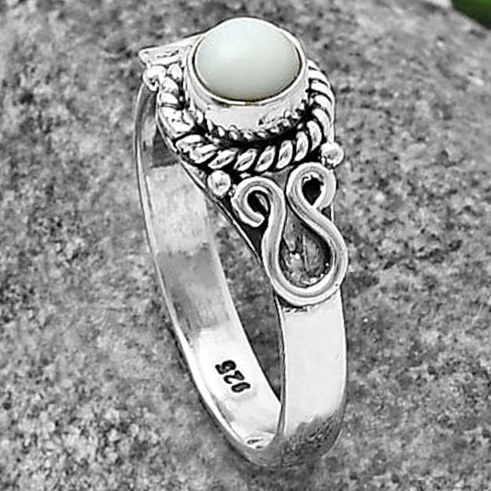 Natural White Opal Ring size-7 R-1345 SDR212199