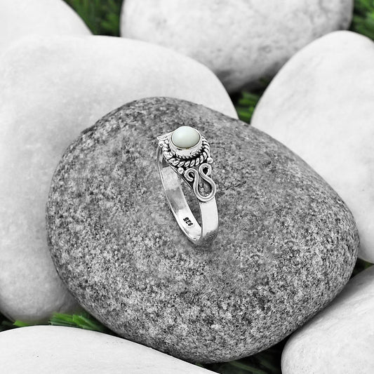 Natural White Opal Ring size-7 R-1345 SDR212199