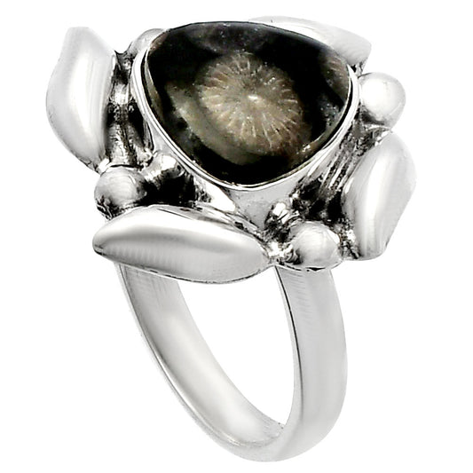Natural Black Flower Fossil Coral Ring size-7 R-1125 SDR229592