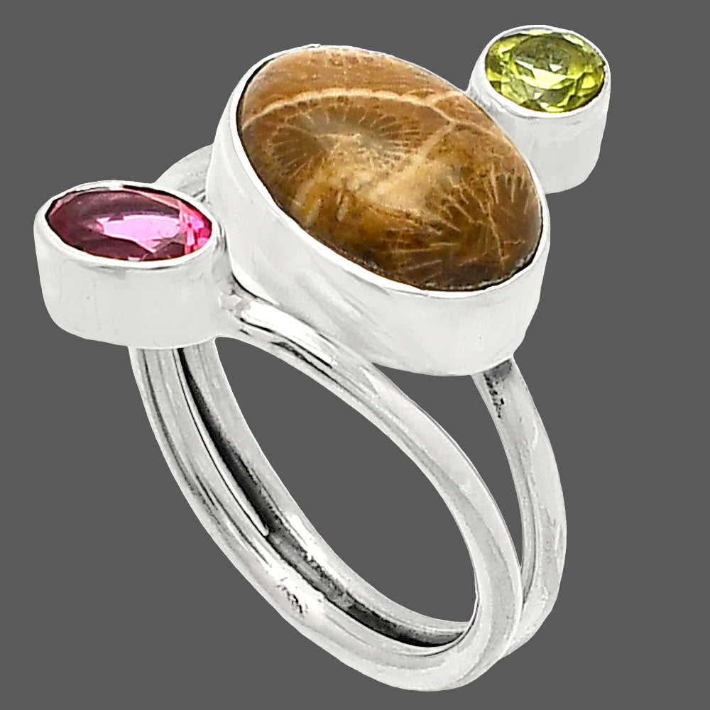 Flower Fossil Coral, Garnet & Peridot Ring size-7 R-1209 SDR232042