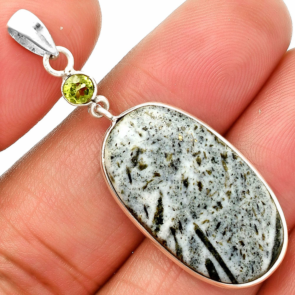 Hornblende & Peridot Pendant Earrings Set T-1010 SDT03294