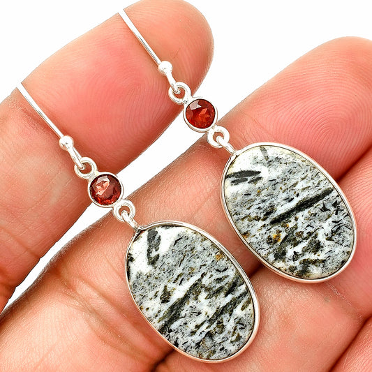Hornblende & Garnet Pendant Earrings Set T-1010 SDT03335