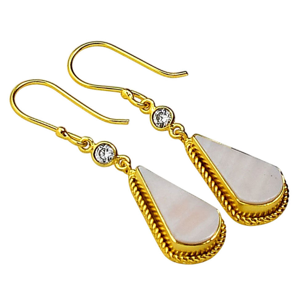 Mother Of Pearl Earrings EM-1055 TE01036