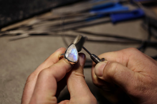 Natural Gemstone Silver Jewelry Manufacturer & Wholesaler in New York: Over 50,000 Designs, 200+ Gemstones, Custom Bulk Orders, Fast Shipping & Global Exhibitions