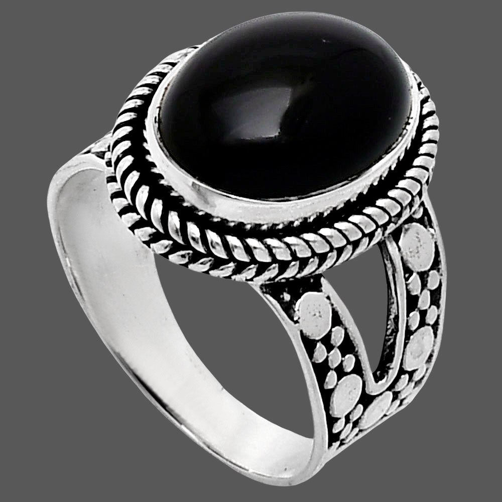Premium Quality Natural Black Onyx Ring size-7 R-1732 23-ER10325