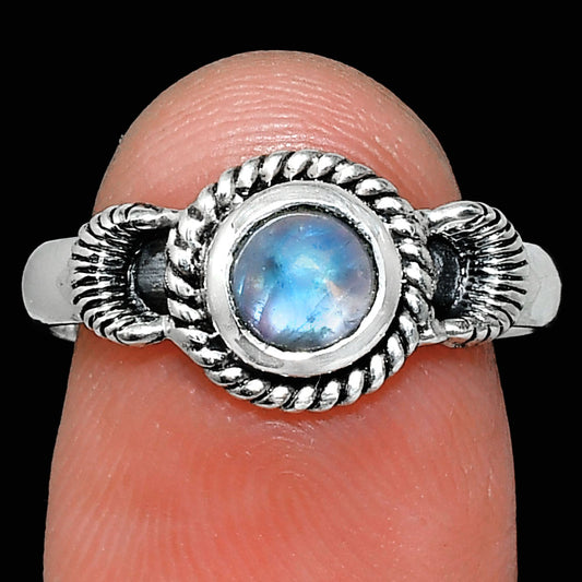Premium Quality Rainbow Moonstone - India Ring size-8 R-1733 26-ER10923
