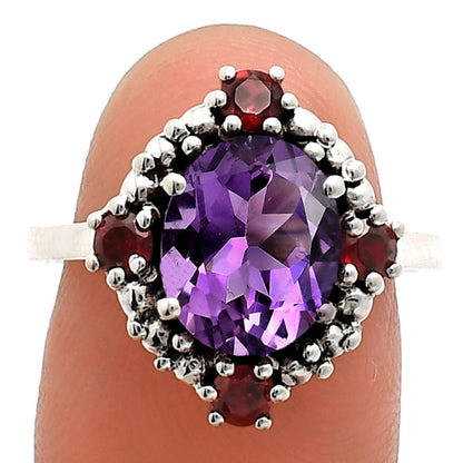 925 Sterling Silver Gemstone Ring with Garnet Accents Vintage Style AGR1016 R-1017