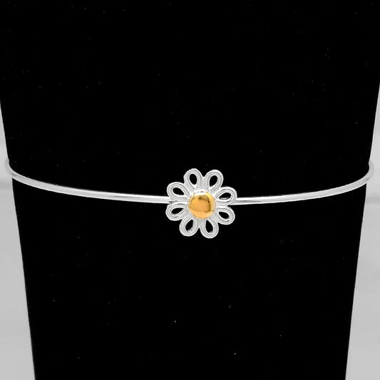 925 Sterling Silver Daisy Charm Bangle – Delicate Women’s Floral Jewelry DGB1021