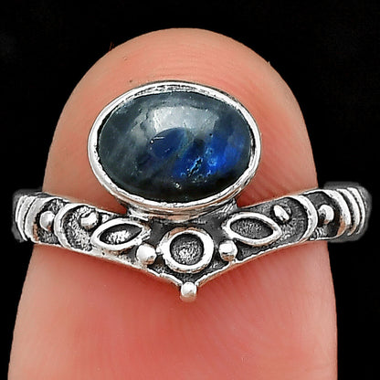 Boho Ornate Vintage Style Oxidized Gemstone Ring in 925 Silver for Women DGR1121 R-1046