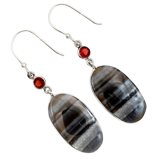 Banded Onyx and Garnet Earrings E-1002 SDE90954