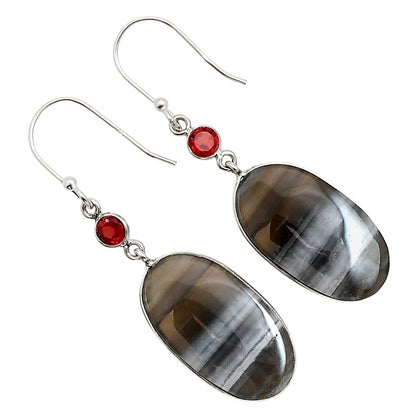 Banded Onyx and Garnet Earrings E-1002 SDE90983