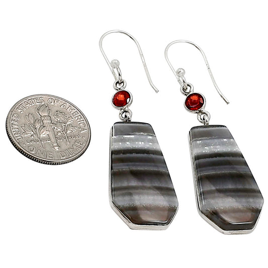 Banded Onyx and Garnet Earrings E-1002 SDE91052