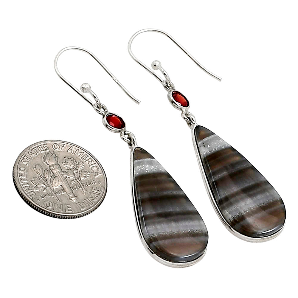 Banded Onyx and Garnet Earrings E-1002 SDE91075