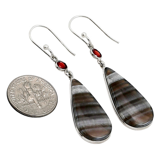 Banded Onyx and Garnet Earrings E-1002 SDE91075