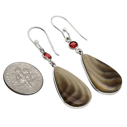 Flint Stone and Garnet Earrings E-1002 SDE91081