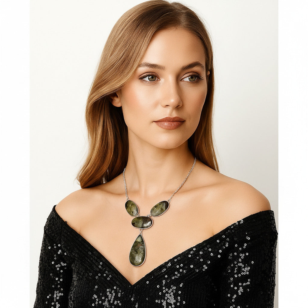 Dragon Blood Stone - South Africa Necklace N-1013 SDN1871