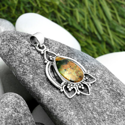 Natural Chrome Chalcedony Pendant P-1444 SDP103422