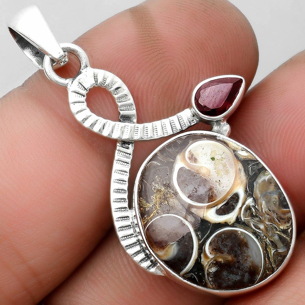Natural Turtella Jasper USA & Garnet Pendant P-1111 SDP104197