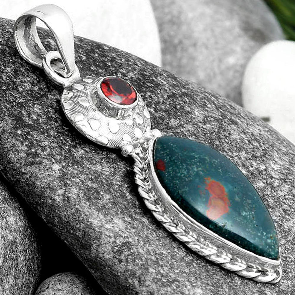 Natural Blood Stone - India & Garnet Pendant P-1299 SDP104301