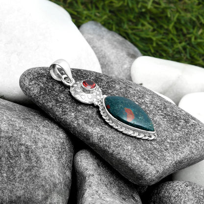 Natural Blood Stone - India & Garnet Pendant P-1299 SDP104301