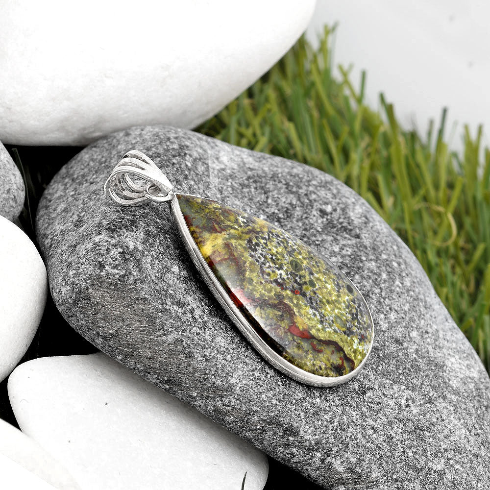 Dragon Blood Stone - South Africa Pendant P-1001 SDP105666