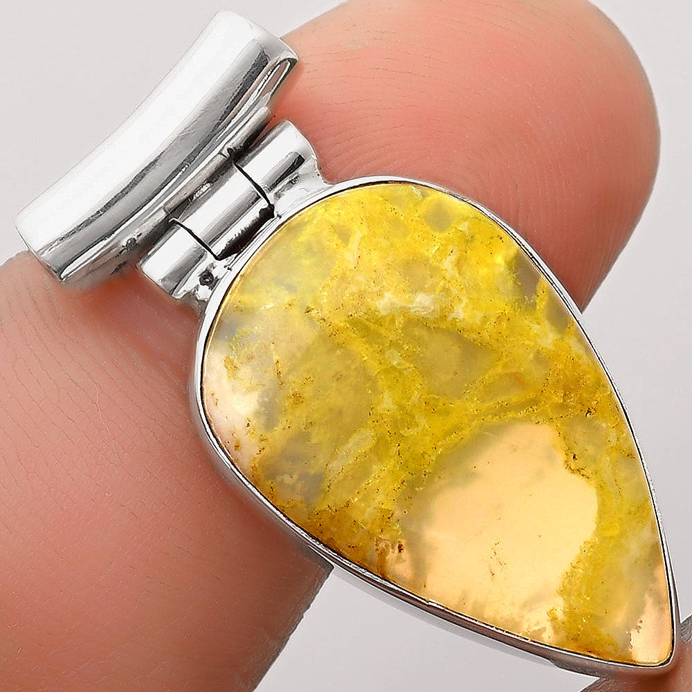Natural Green Opal Madagascar Pendant P-1621 SDP106296