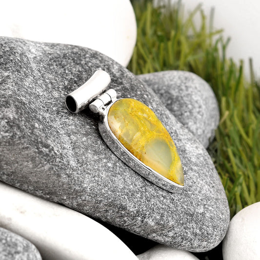 Natural Green Opal Madagascar Pendant P-1621 SDP106296