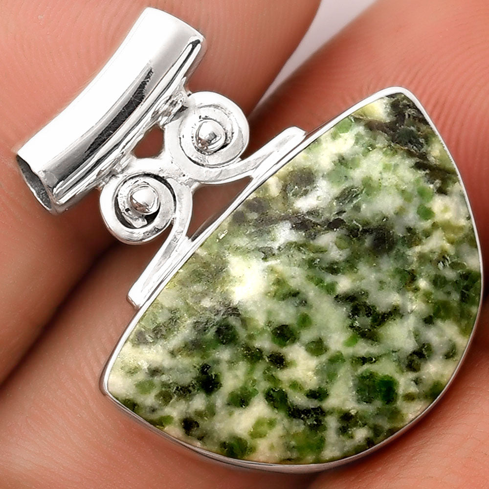 Natural Dioptase Pendant P-1597 SDP106377