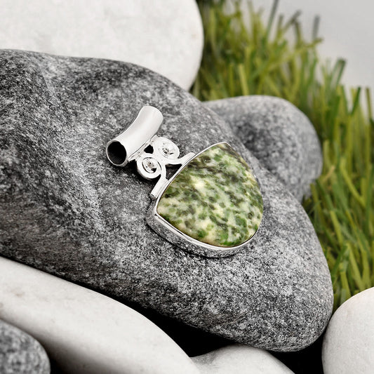 Natural Dioptase Pendant P-1597 SDP106377