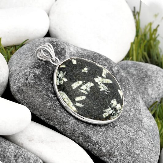 Natural Hornblende Pendant P-1001 SDP106680