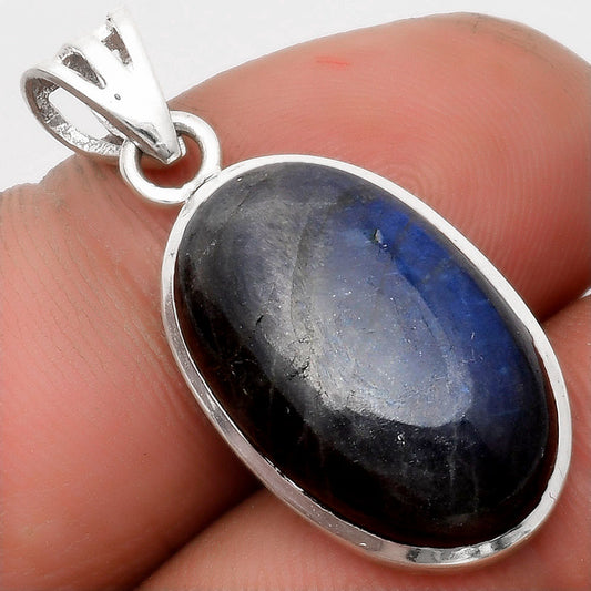 Blue Fire Labradorite - Madagascar Pendant P-1002 SDP108137