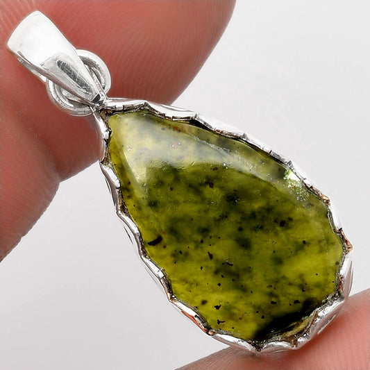 Natural Chrome Chalcedony Pendant P-1637 SDP108166