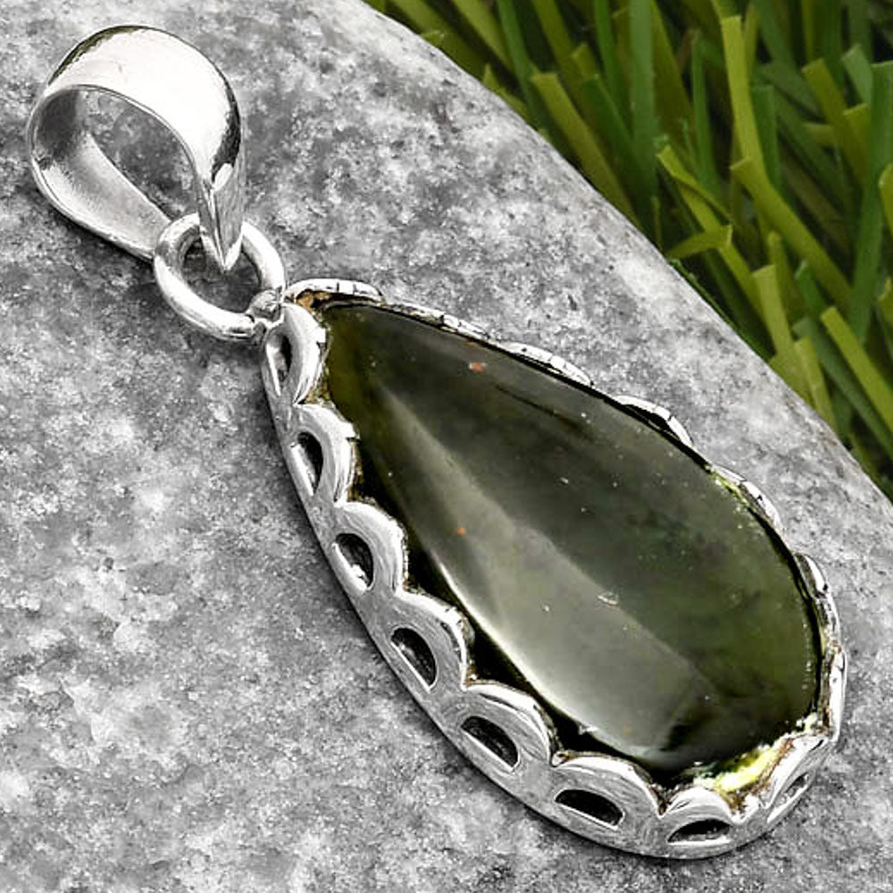 Natural Chrome Chalcedony Pendant P-1637 SDP108166