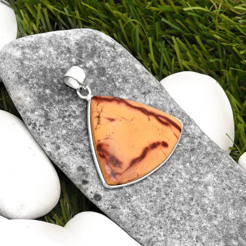 Natural Indian Paint Gemstone Pendant P-1001 SDP108365