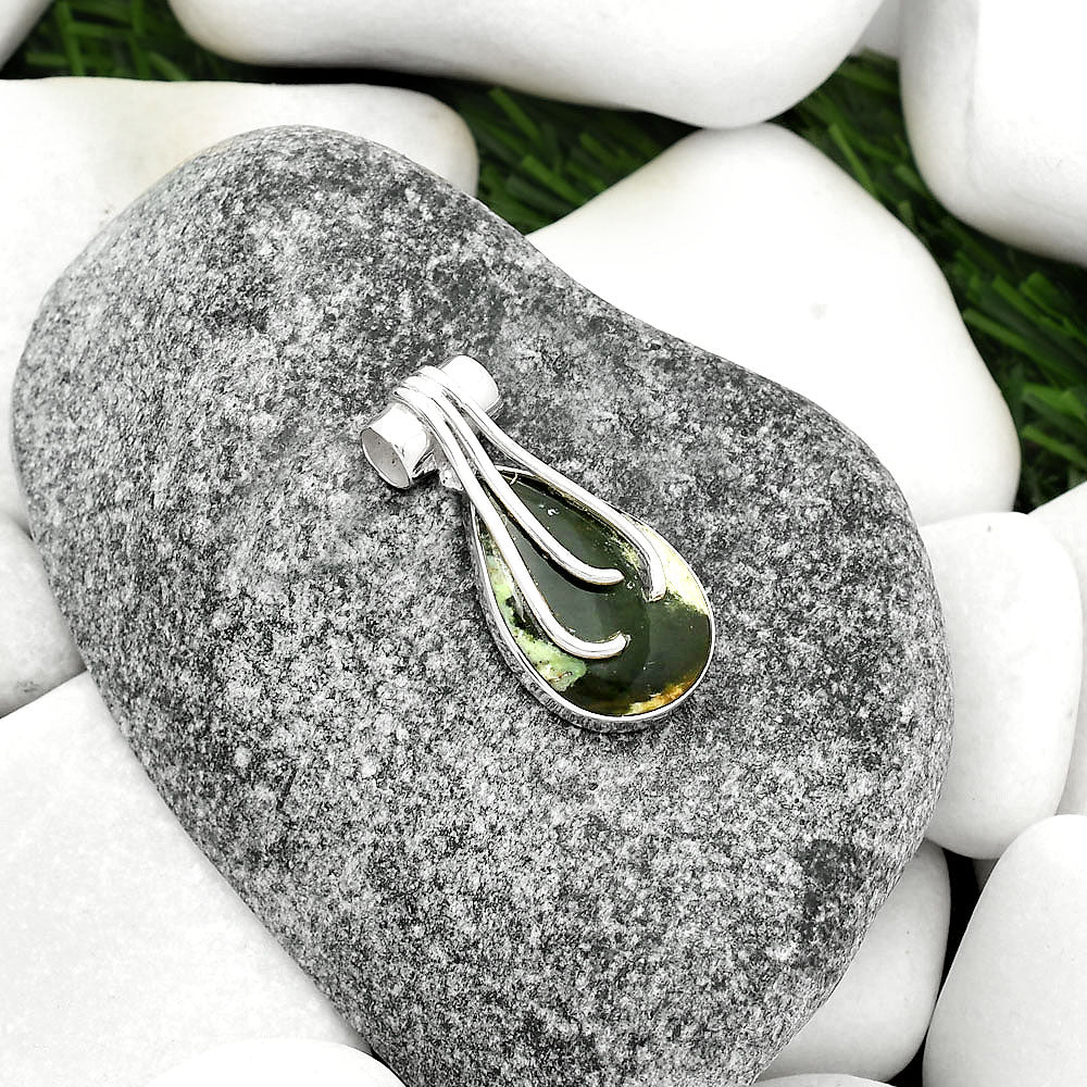 Natural Chrome Chalcedony Pendant P-1675 SDP109617