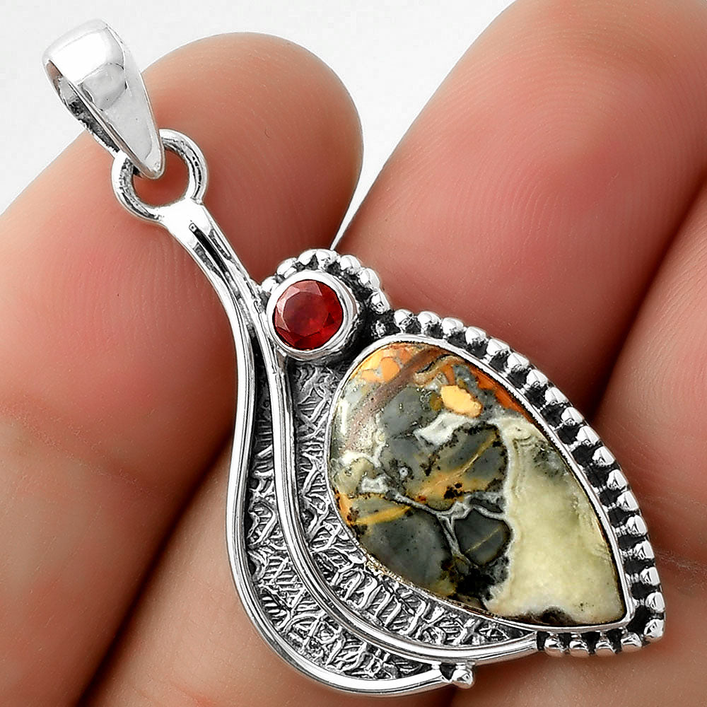 Maligano Jasper - Indonesia & Garnet Pendant P-1467 SDP109628