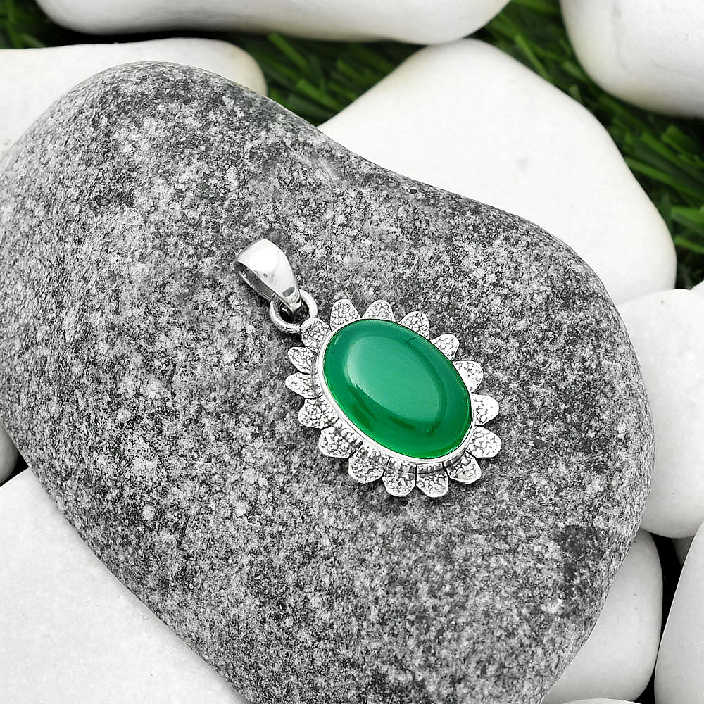 Natural Green Onyx Pendant P-1205 SDP109677