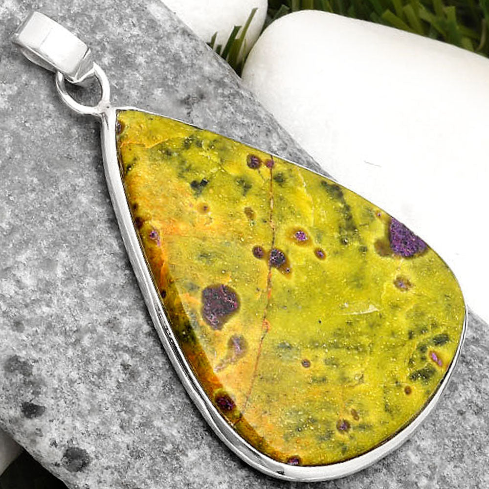 Natural Stichtite Pendant P-1001 SDP110496