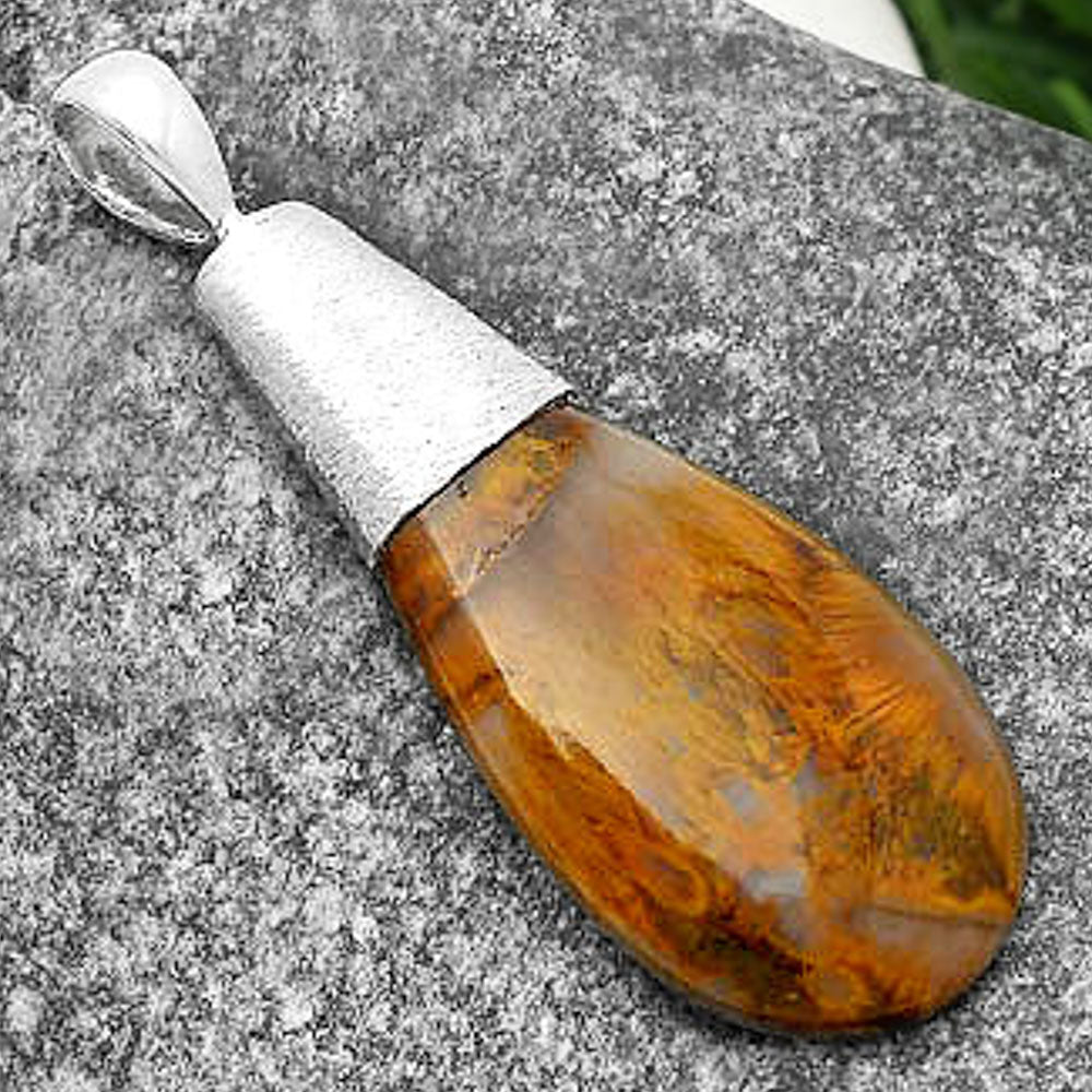 Natural Sandalwood Pendant P-1016 SDP111376