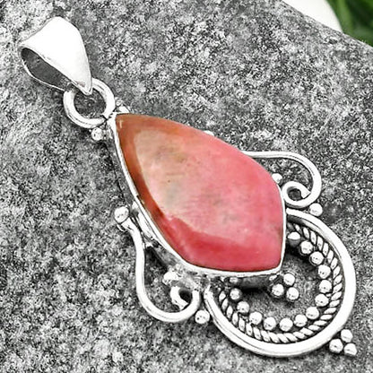 Natural Pink Thulite - Norway Pendant P-1275 SDP111547