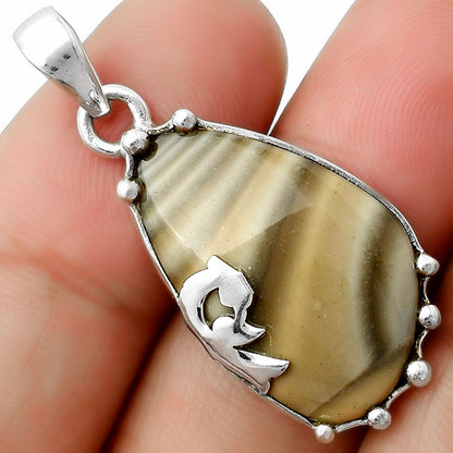 Peacock - Natural Flint Stone Pendant P-1698 SDP111828