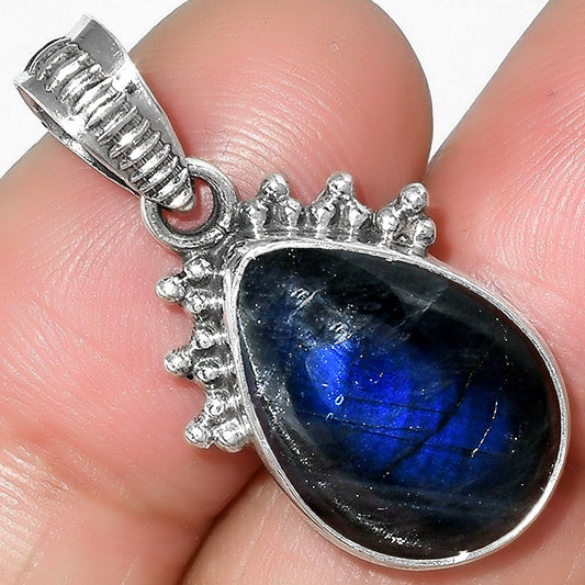 Blue Fire Labradorite - Madagascar Pendant P-1086 SDP112048