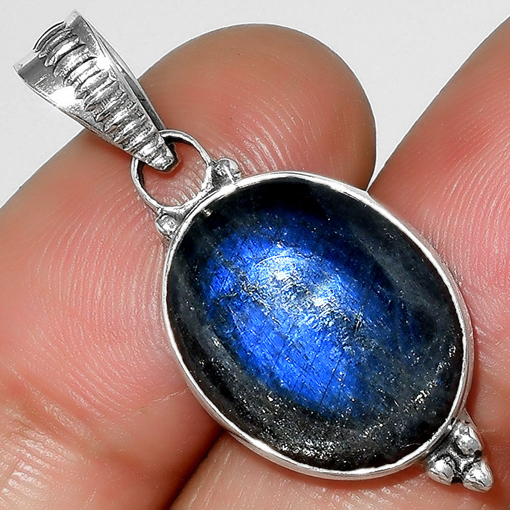 Blue Fire Labradorite - Madagascar Pendant P-1100 SDP112142