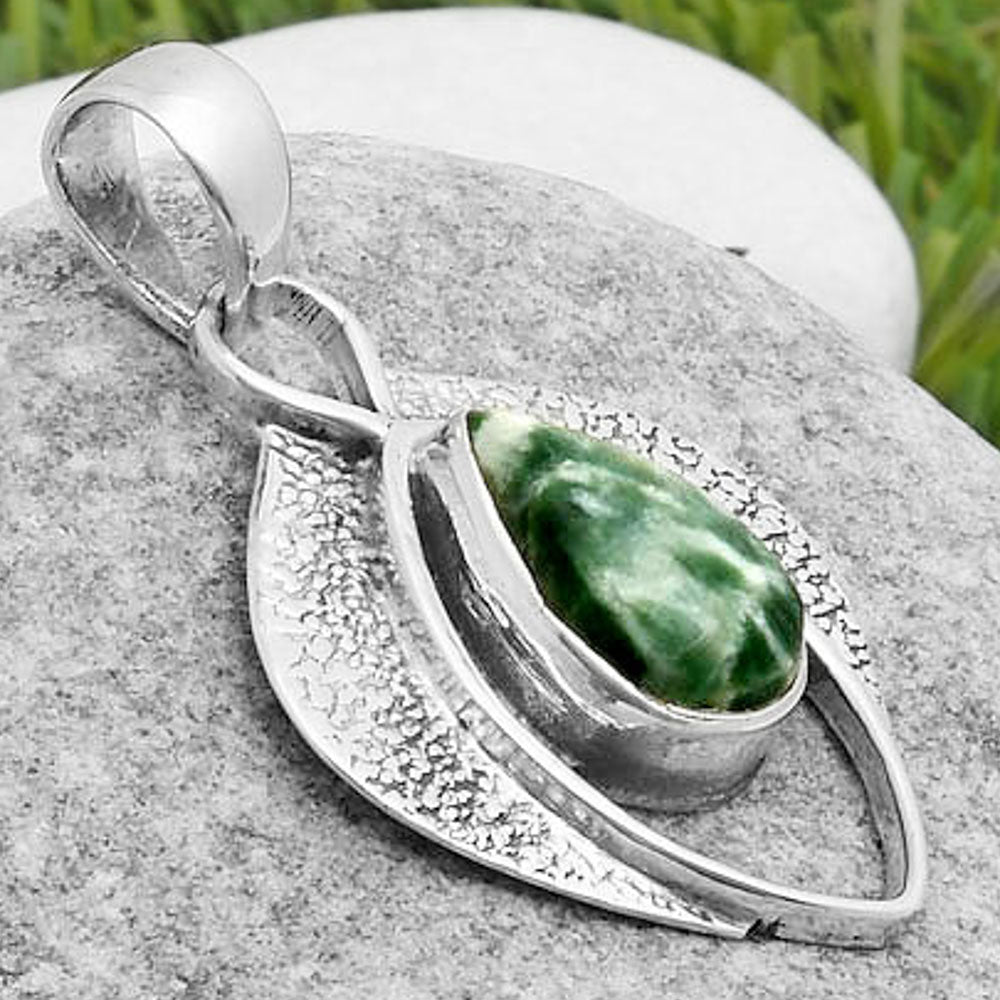 Southwest Style - Natural Dioptase Pendant P-1402 SDP112970