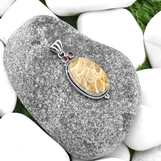 Owl - Flower Fossil Coral & Garnet Pendant P-1083 SDP114384