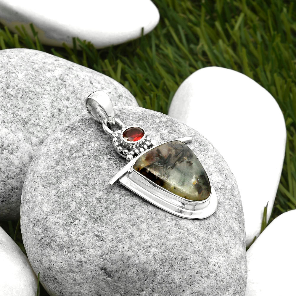 Natural Astrophyllite Russia & Garnet Pendant P-1289 SDP114505
