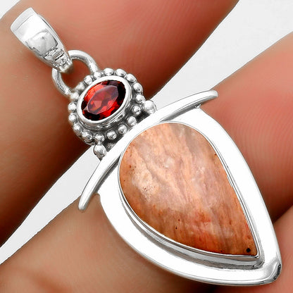 Natural Pink Tulip Quartz & Garnet Pendant P-1289 SDP114511